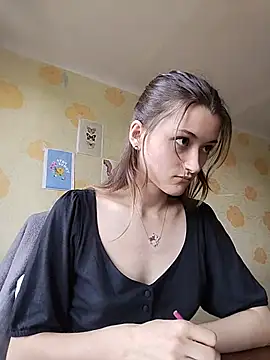 Snapshot of LillySvon chatting on May 2026 09:30:01 AM LillySvon online show from May 2026 09:30:01 AM