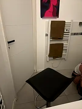 Snapshot of cleopatra-skye chatting on September 2025 07:02:01 PM cleopatra-skye online show from September 2025 07:02:01 PM