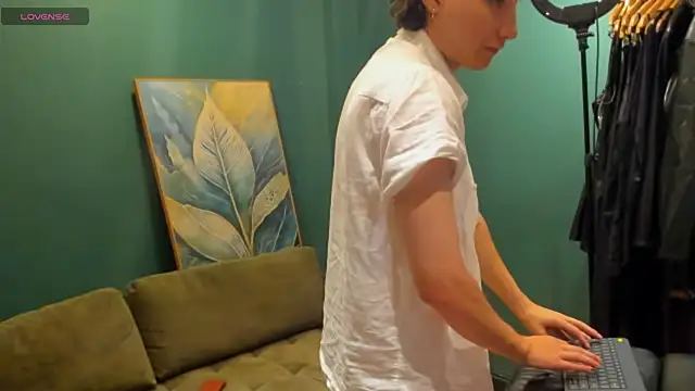 enzo steel online show from October 2025 06:54:02 PM