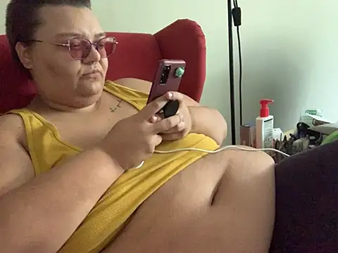 taydeebear online show from October 2025 05:37:02 PM