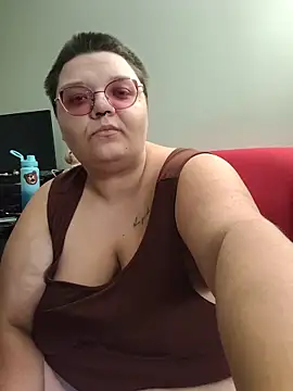 taydeebear online show from October 2025 05:43:01 PM