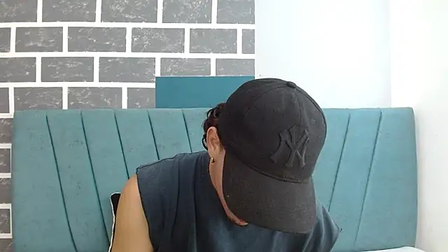 Jake laraxxx online show from September 2025 05:57:03 PM