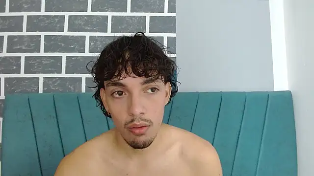 Jake laraxxx online show from October 2025 05:47:02 PM
