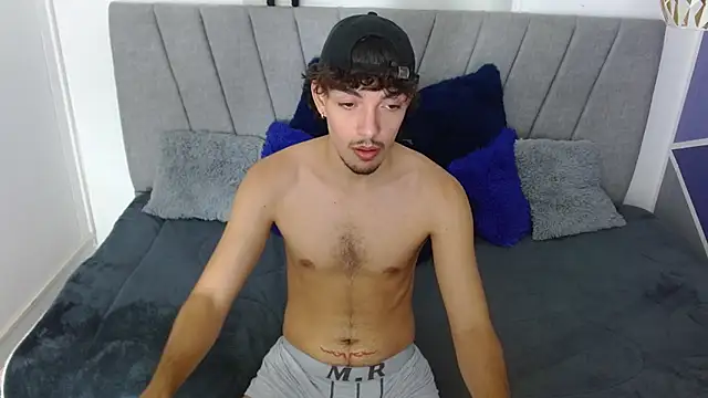 Jake laraxxx online show from October 2025 11:38:02 PM