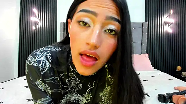 Snapshot of Parys_Hot chatting on November 2025 03:21:02 AM Parys Hot online show from November 2025 03:21:02 AM