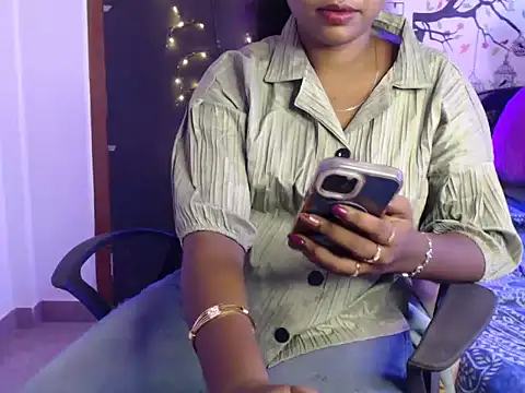 Snapshot of Zellybean_telugu chatting on October 2025 09:21:01 AM Zellybean telugu online show from October 2025 09:21:01 AM