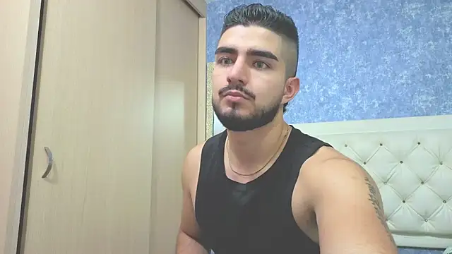 Snapshot of zayn_maximoff chatting on November 2025 11:19:01 PM zayn maximoff online show from November 2025 11:19:01 PM