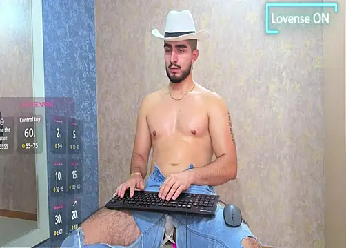 Snapshot of zayn_maximoff chatting on December 2025 01:26:02 PM zayn maximoff online show from December 2025 01:26:02 PM