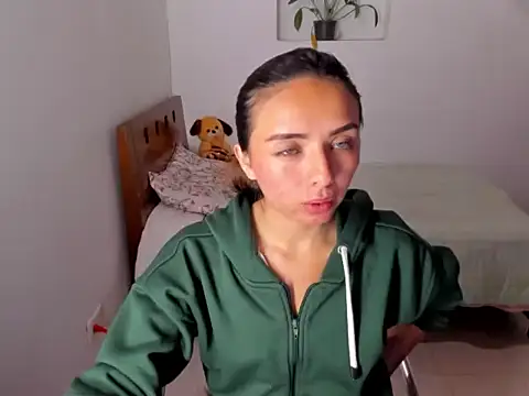 megan doll2123 online show from November 2025 07:47:01 PM