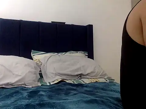 KianxxTeach online show from September 2025 02:57:01 PM