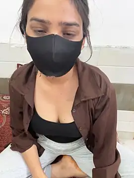 Sex Queen aaraya online show from May 2026 04:21:01 PM