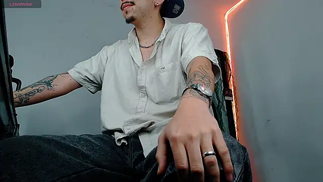 liamty luxor online show from February 2026 05:47:01 AM