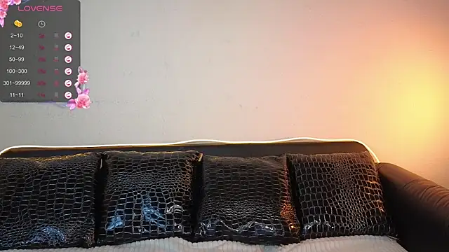 Angeel Kate online show from September 2025 11:00:01 AM