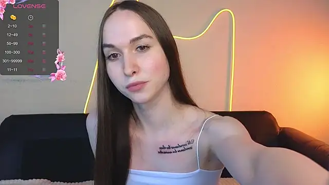 Angeel Kate online show from September 2025 12:05:01 PM