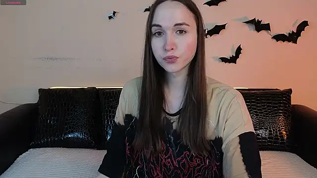 Angeel Kate online show from November 2025 04:44:01 AM