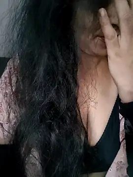 Deepa Sharma143 online show from December 2025 02:14:02 AM