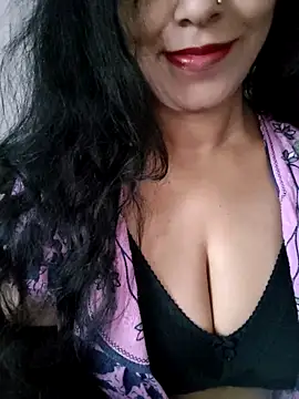 Deepa Sharma143 online show from October 2025 01:36:01 AM