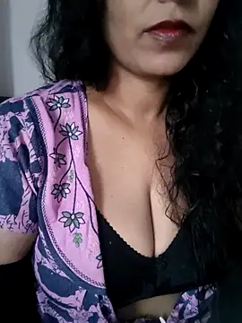 Deepa Sharma143 online show from December 2025 02:12:02 AM