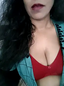 Deepa Sharma143 online show from May 2026 02:15:01 AM