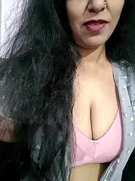 Deepa Sharma143 online show from March 2026 01:38:02 AM