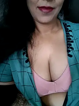 Deepa Sharma143 online show from May 2026 01:42:01 AM