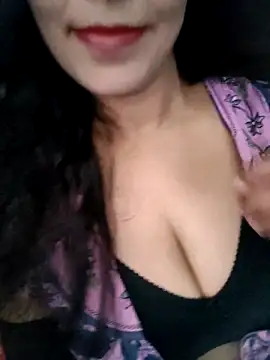 Deepa Sharma143 online show from October 2025 06:15:01 AM
