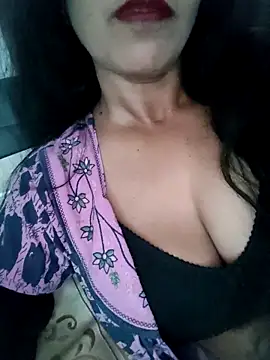 Deepa Sharma143 online show from September 2025 01:42:01 AM