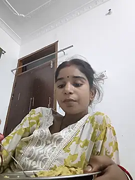 Snapshot of Hot-Soniya2 chatting on September 2025 05:30:01 PM Hot-Soniya2 online show from September 2025 05:30:01 PM
