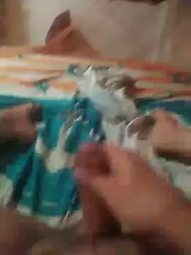 Snapshot of quieresleche1 chatting on October 2025 04:17:01 PM quieresleche1 online show from October 2025 04:17:01 PM