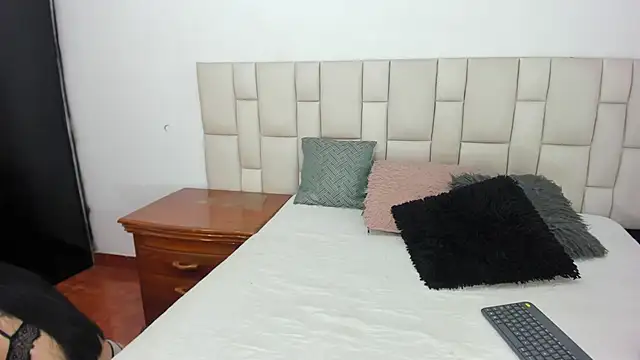 BiancaMoreti online show from June 2026 07:08:02 AM