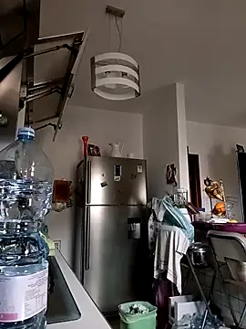 estrogeni online show from March 2026 06:26:01 AM