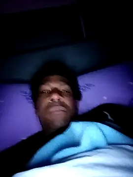 estrogeni online show from March 2026 09:22:01 PM