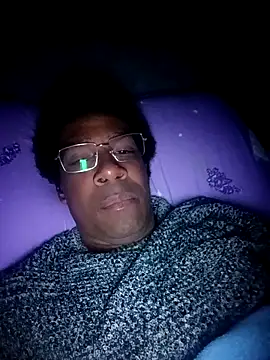 estrogeni online show from March 2026 10:15:02 PM