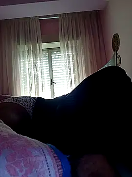 estrogeni online show from April 2026 06:32:02 AM