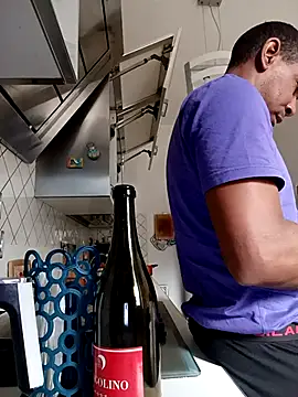 estrogeni online show from April 2026 06:41:01 AM