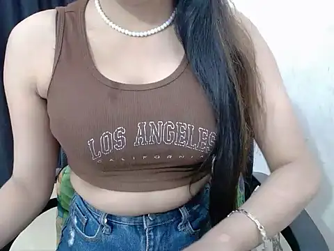 Snapshot of sweet-ruhi chatting on November 2025 06:47:02 AM sweet-ruhi online show from November 2025 06:47:02 AM