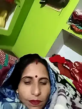 Snapshot of Hot_liya54 chatting on November 2025 04:06:02 PM Hot liya54 online show from November 2025 04:06:02 PM