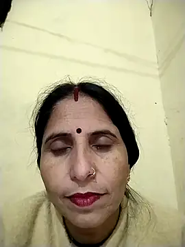 Snapshot of Hot_liya54 chatting on February 2026 06:10:01 AM Hot liya54 online show from February 2026 06:10:01 AM