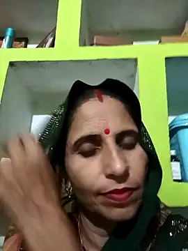 Snapshot of Hot_liya54 chatting on November 2025 07:18:02 PM Hot liya54 online show from November 2025 07:18:02 PM