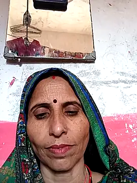 Snapshot of Hot_liya54 chatting on November 2025 08:08:01 AM Hot liya54 online show from November 2025 08:08:01 AM