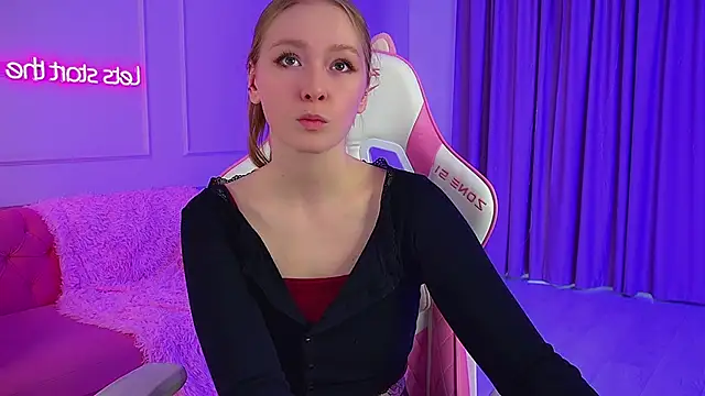 AgataFoxley online show from February 2026 06:25:01 AM