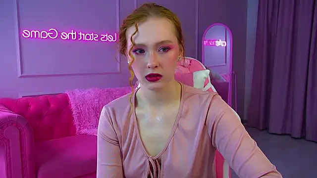 AgataFoxley online show from September 2025 06:26:02 PM