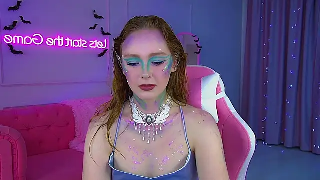 AgataFoxley online show from October 2025 06:15:01 PM