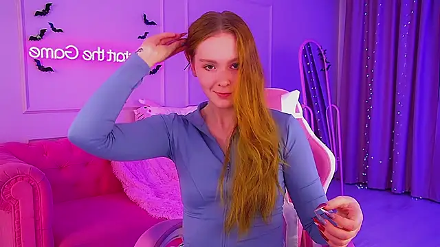 AgataFoxley online show from November 2025 06:11:01 PM