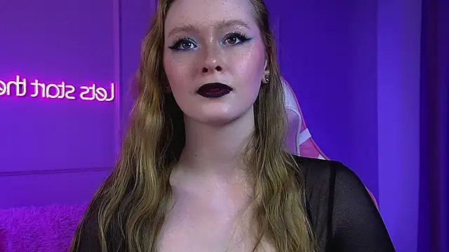 AgataFoxley online show from May 2026 06:38:02 AM