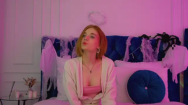 Snapshot of MelissaBauch chatting on November 2025 06:24:02 PM MelissaBauch online show from November 2025 06:24:02 PM