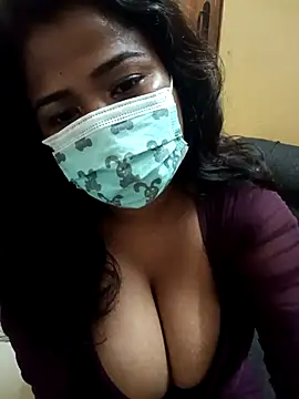 Snapshot of HAANNIAA chatting on October 2025 05:48:01 PM HAANNIAA online show from October 2025 05:48:01 PM