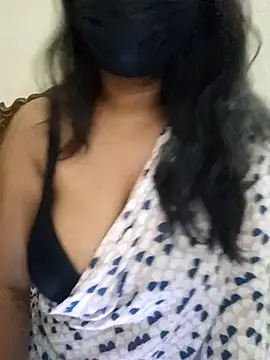 HAANNIAA online show from December 2025 02:33:01 PM