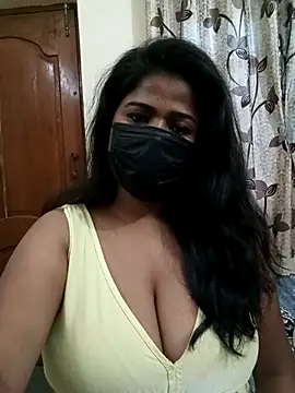 HAANNIAA online show from December 2025 12:41:01 PM