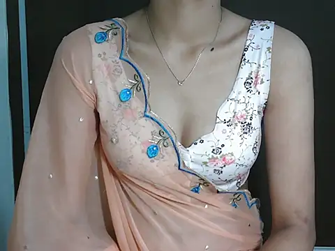 Snapshot of cute_seemu chatting on October 2025 06:39:02 AM cute seemu online show from October 2025 06:39:02 AM